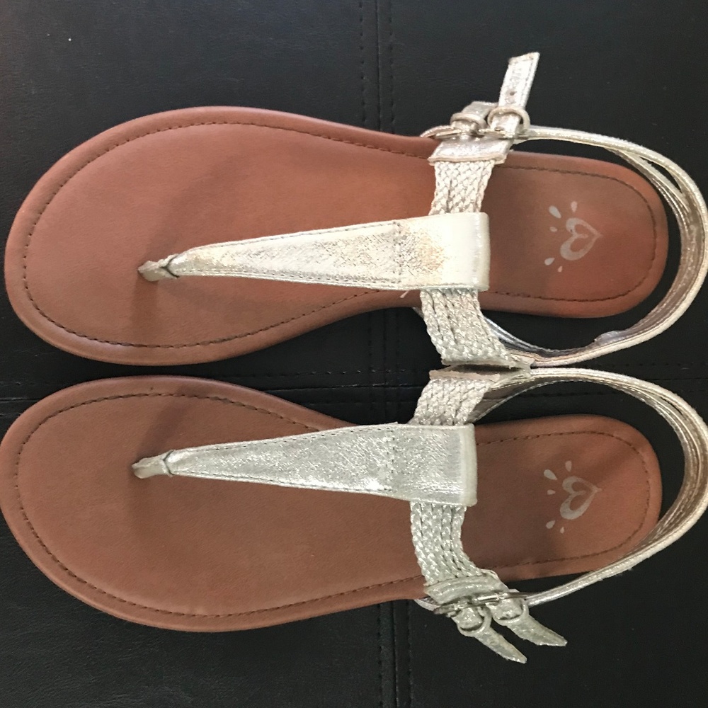 Girls sandals